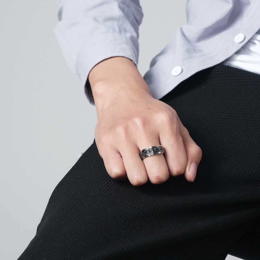 Nordic Norwegian Viking Triangle Rotatable Titanium Steel Ring for Men and Women Decompression Ring Handicraft